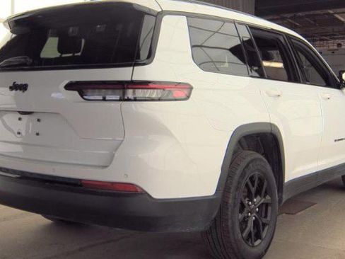 Used 2024 Jeep Grand Cherokee L Altitude image 4