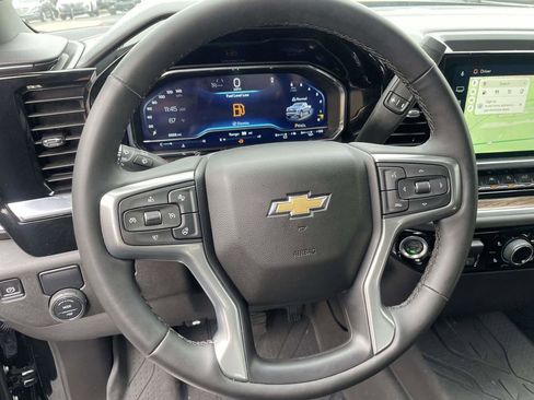 Used 2025 Chevrolet Silverado 1500 LT w/ Leather Package image 16