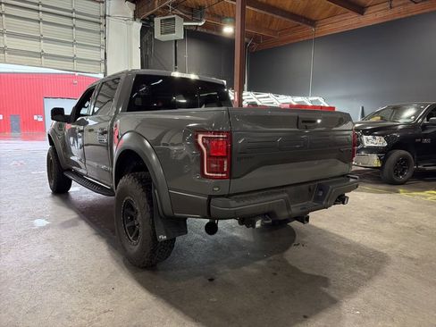 Used 2018 Ford F150 Raptor w/ Equipment Group 802A Luxury AWD/4WD image 11