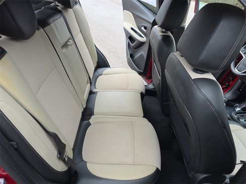 Used 2019 Buick Encore Preferred image 11