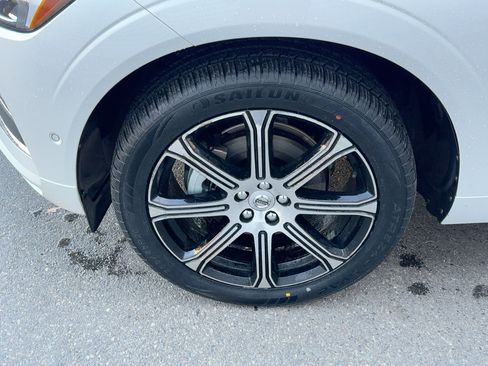 Used 2019 Volvo XC60 T5 Inscription w/ Protection Package Premier image 11