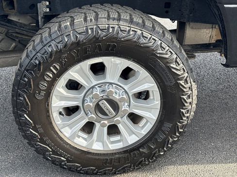 Used 2020 Ford F250 XL w/ STX Appearance Package image 10