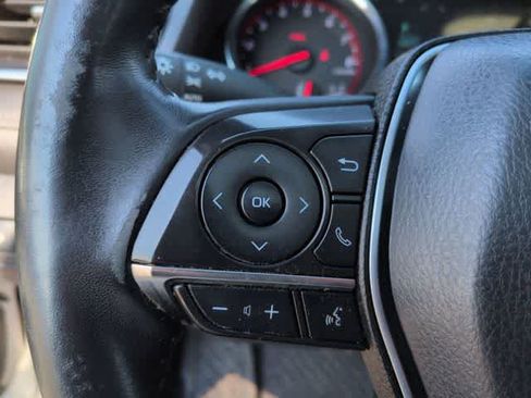 Used 2018 Toyota Camry XSE image 24