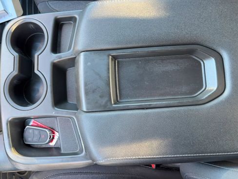 Used 2021 GMC Sierra 1500 SLE RWD image 25