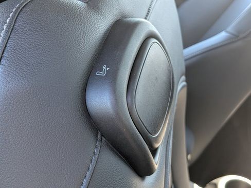 Used 2020 MINI Cooper S image 16