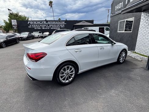 Used 2020 Mercedes-Benz A 220 image 28
