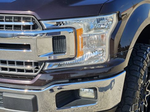 Used 2018 Ford F150 XLT w/ Equipment Group 301A Mid AWD/4WD image 11