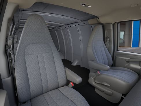 New 2026 Chevrolet Express 2500 Extended RWD image 16