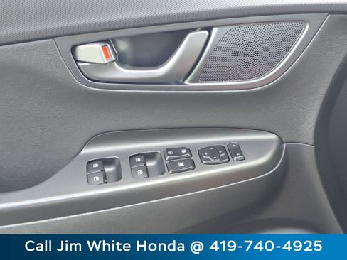 Used 2019 Hyundai Kona Ultimate AWD/4WD image 29