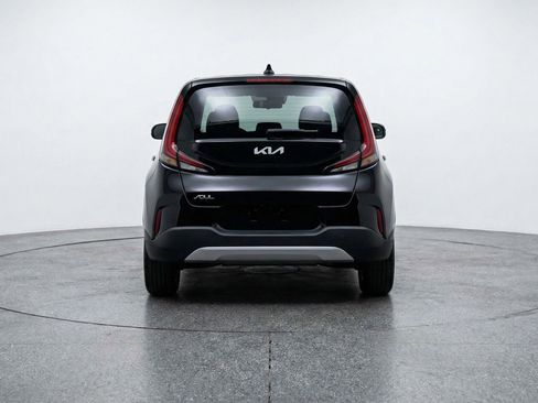 Used 2025 Kia Soul LX w/ LX Technology Package image 7