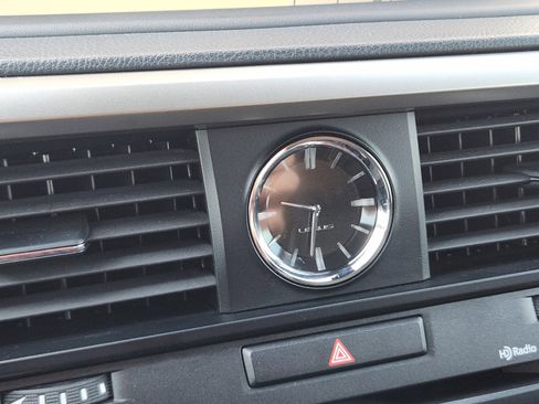 Used 2022 Lexus RX 450hL Luxury w/ Cold Area Package (CT) image 18