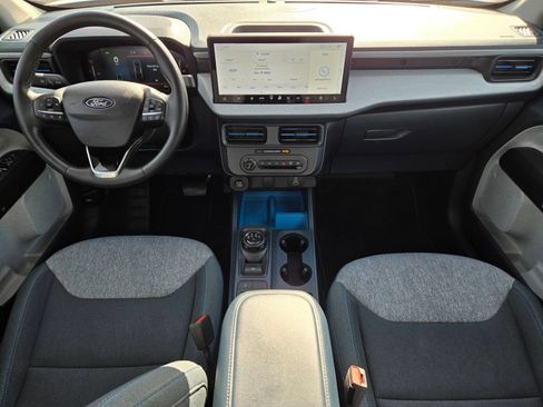Used 2025 Ford Maverick XLT w/ XLT Luxury Package FWD image 17