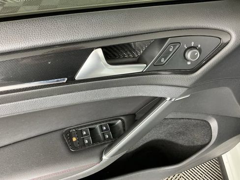 Used 2016 Volkswagen GTI 4-Door FWD image 13