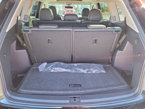 New 2026 Volkswagen Atlas SE image 15