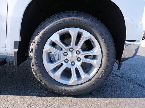 New 2026 Chevrolet Silverado 1500 LTZ image 11