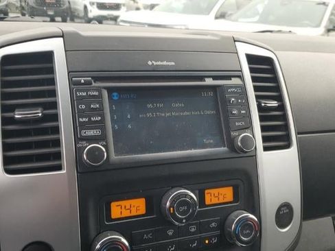 Used 2015 Nissan Frontier PRO-4X w/ Pro-4x Luxury Package image 14