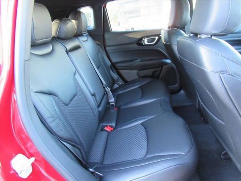 New 2026 Jeep Compass Latitude AWD/4WD image 27
