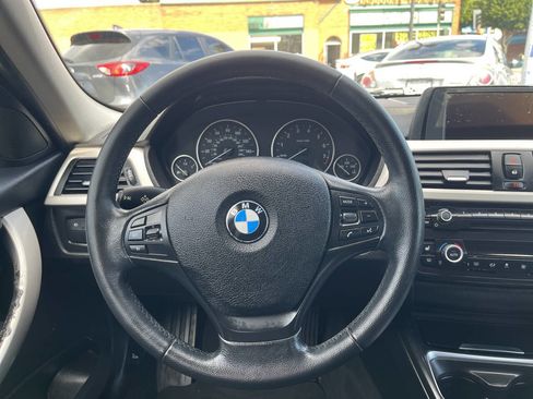 Used 2015 BMW 320i Sedan image 15