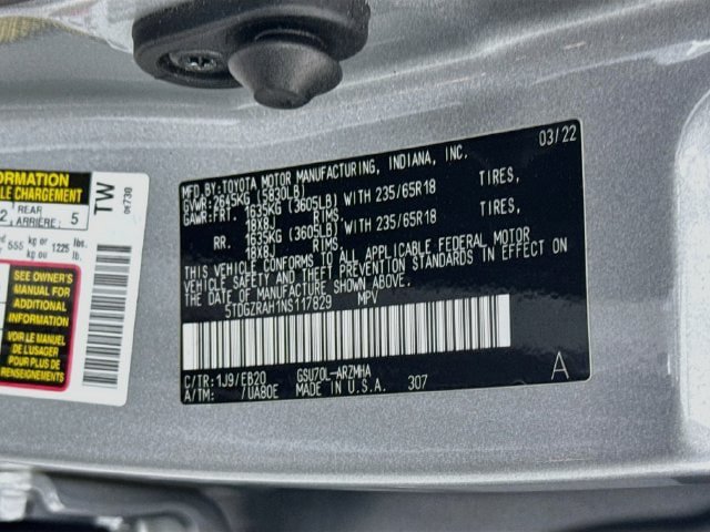 Certified 2022 Toyota Highlander XLE FWD image 35