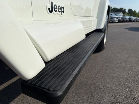 Used 1999 Jeep Wrangler Sahara AWD/4WD image 11