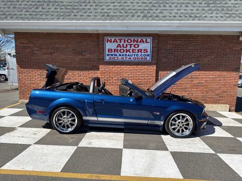 Used 2008 Ford Mustang GT RWD image 32