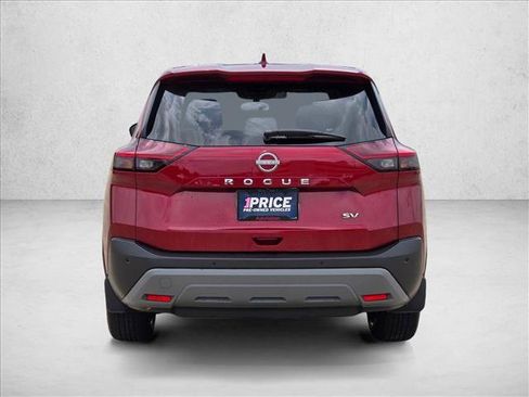 Used 2023 Nissan Rogue SV FWD image 6