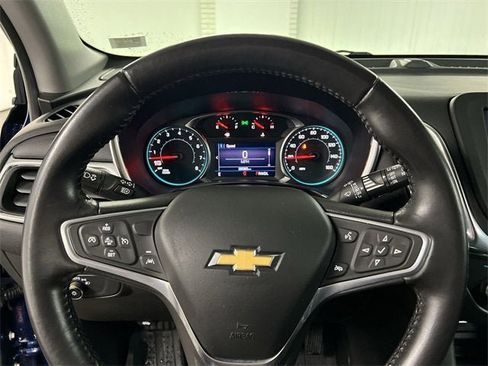 Used 2022 Chevrolet Equinox LT image 11
