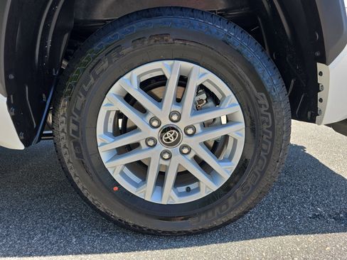 New 2026 Toyota Tundra SR5 RWD image 30