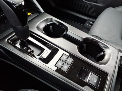 New 2026 Subaru Outback Touring XT AWD/4WD image 18