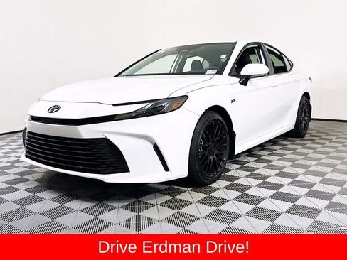 Certified 2025 Toyota Camry LE w/ Convenience Package image 3