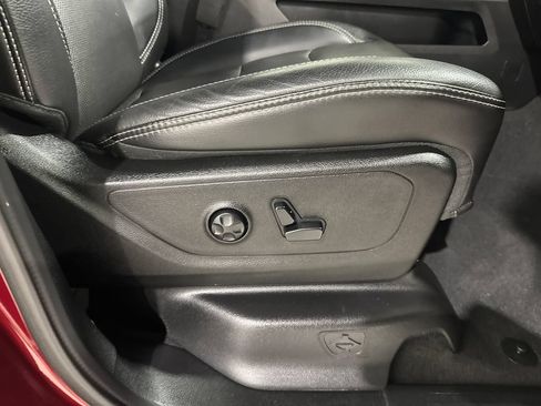 Used 2019 RAM 1500 Sport w/ Level 2 Equipment Group AWD/4WD image 24