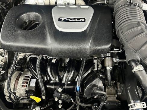 Used 2018 Hyundai Kona Limited image 7