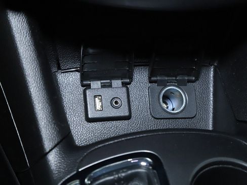 Used 2016 Chevrolet Cruze LT w/ Sun And Sound Package image 27