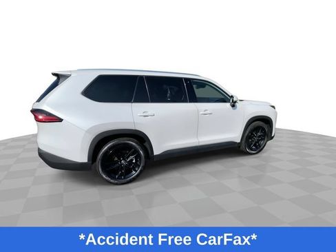 Used 2025 Toyota Grand Highlander AWD image 10