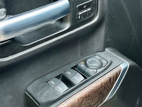 Used 2020 GMC Sierra 1500 Denali w/ Denali Ultimate Package image 18