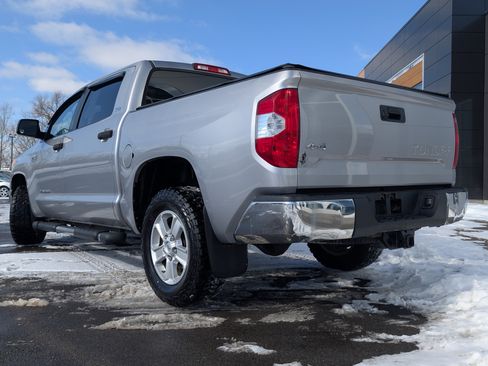 Used 2015 Toyota Tundra SR5 image 7