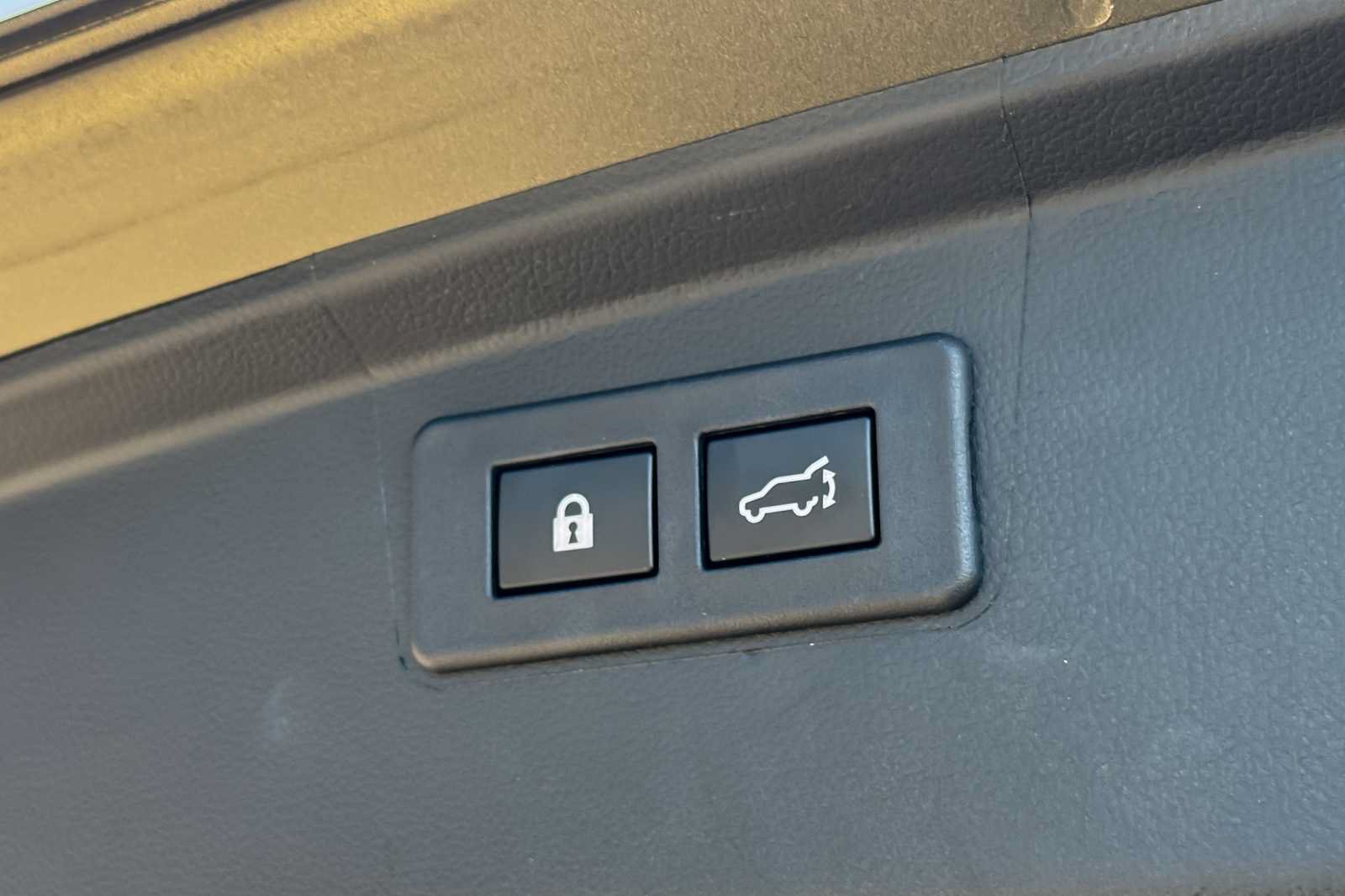 Certified 2025 Subaru Outback Onyx Edition AWD/4WD image 13