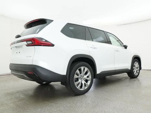 New 2026 Toyota Grand Highlander Limited FWD image 25