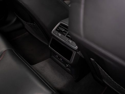 Used 2022 Audi RS 6 AWD/4WD image 68