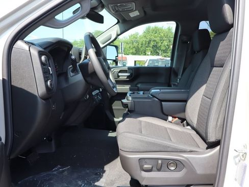 New 2026 Chevrolet Silverado 2500 Custom w/ Custom Convenience Package AWD/4WD image 5