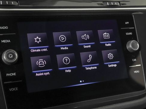 Certified 2024 Volkswagen Tiguan SE AWD/4WD image 30