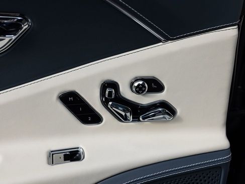 New 2026 Bentley Flying Spur Plug-In Hybrid AWD/4WD image 58