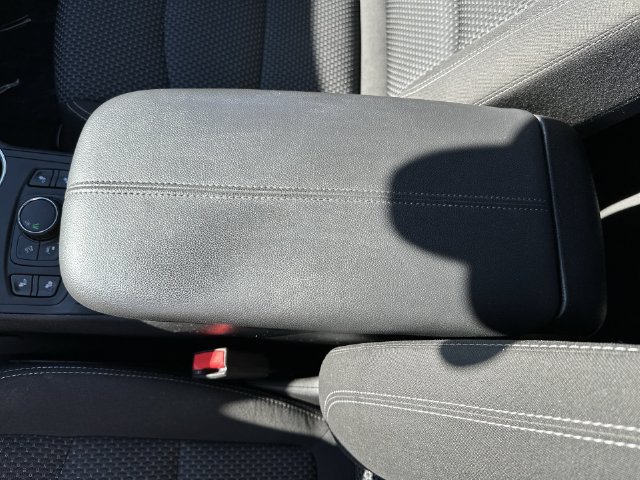 Certified 2023 GMC Terrain SLE w/ Driver Convenience Package FWD image 30