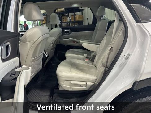 Used 2023 Kia Sorento SX AWD/4WD image 17