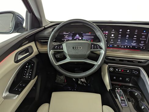Certified 2025 Audi Q5 Premium w/ Premium Plus AWD/4WD image 18