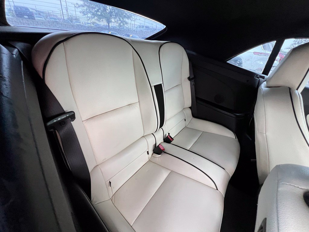 Used 2011 Chevrolet Camaro SS RWD image 23