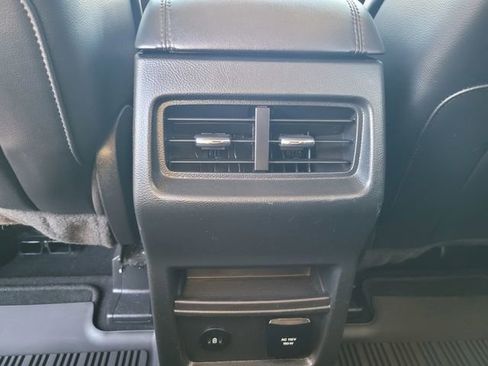 Certified 2023 Ford Edge SEL w/ Convenience Package image 15