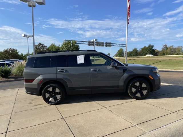 Used 2025 Hyundai Santa Fe SEL FWD image 14