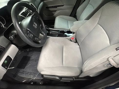 Used 2015 Honda Accord LX image 19