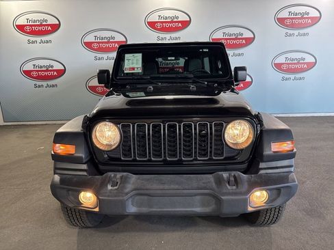 Used 2024 Jeep Wrangler Unlimited Sport AWD/4WD image 2